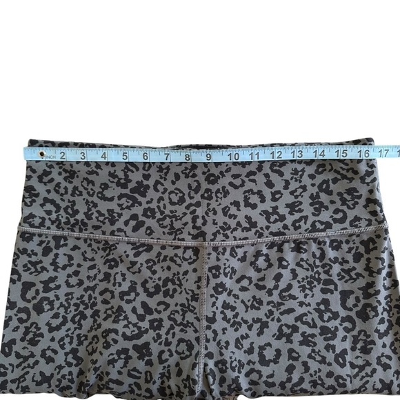Athleta size XL Gray Leopard Print Elation High Rise Tight Leggings Grey Black - Picture 4 of 6